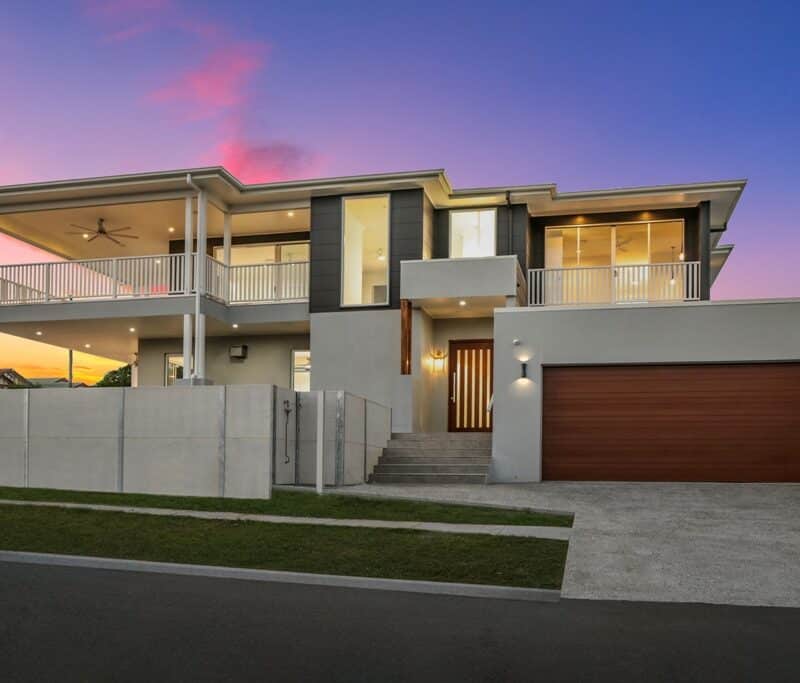 Jensen Constructions QLD team managing a knock down rebuild Coorparoo